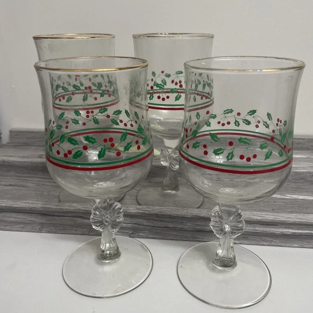 Arby's Christmas holiday Glasses Gold Rim‎ Holly Berries Set of 6  10oz 1986